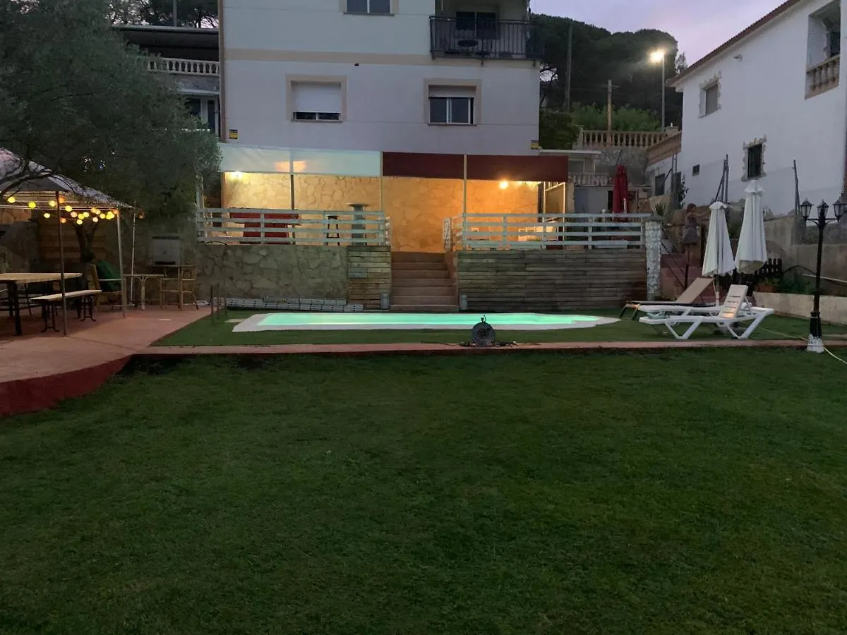 Villa The Happy House à Mont Barbat Espagne