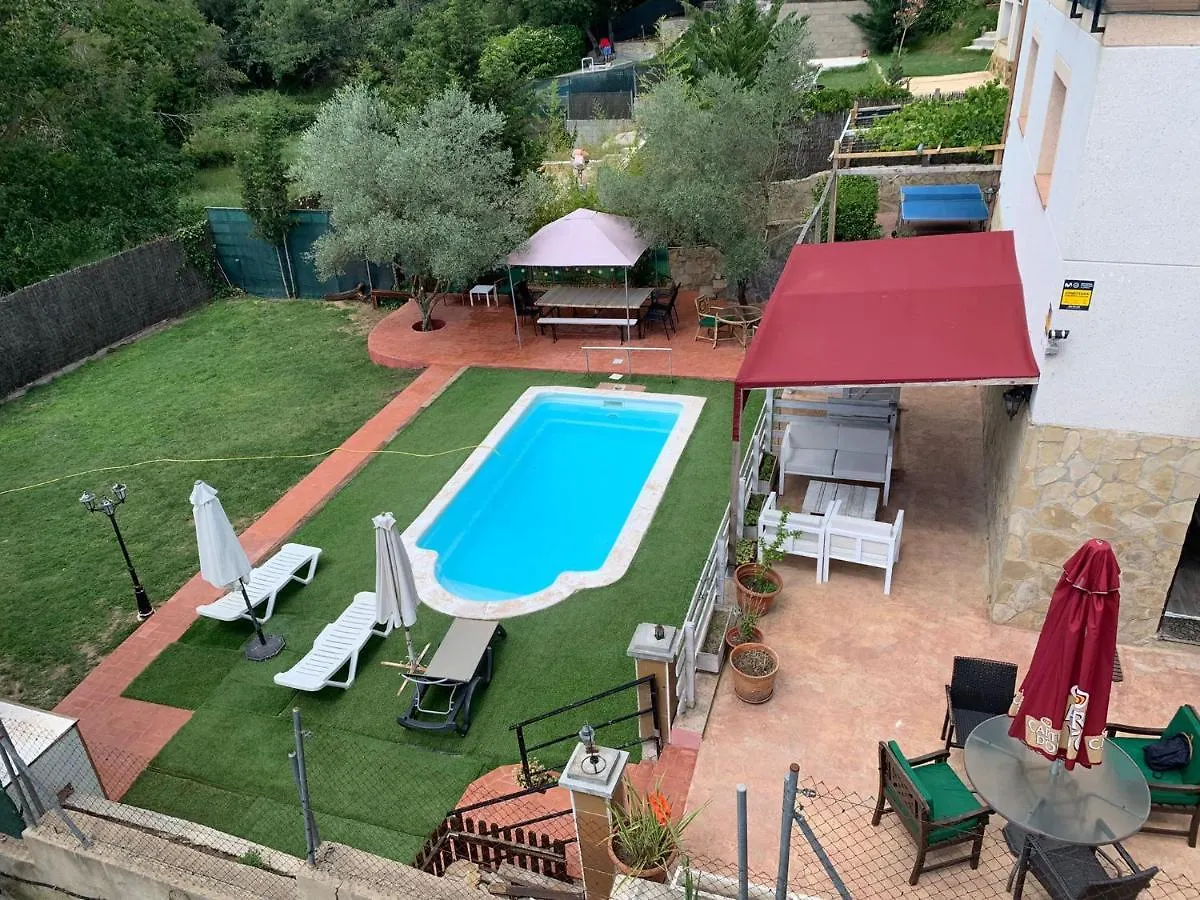 Dom wakacyjny Willa The Happy House Mont Barbat Hiszpania